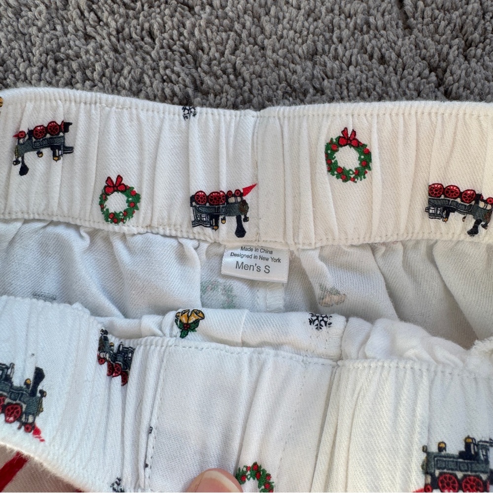 Petite Plume Mens White Pajamas - Picture 2 of 7